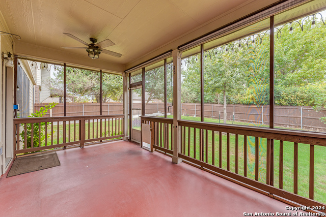 5723 White Oak Cv Property Photo 22
