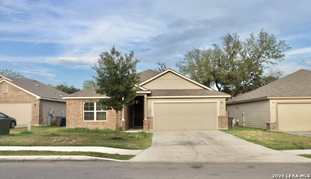 6810 Diamond Vly Property Photo 1