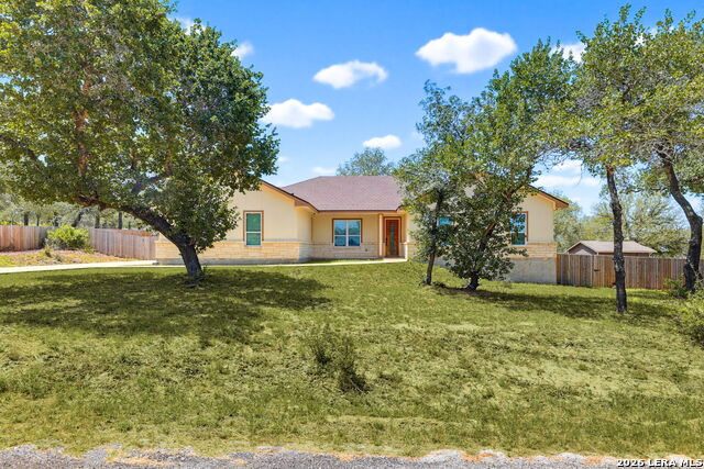 160 Log Cabin Way Property Photo 1