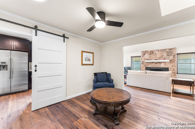 13863 Brook Hollow Blvd Property Photo 6