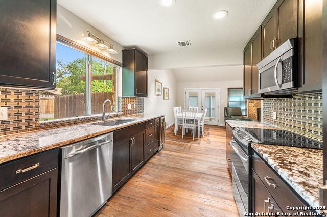13863 Brook Hollow Blvd Property Photo 15