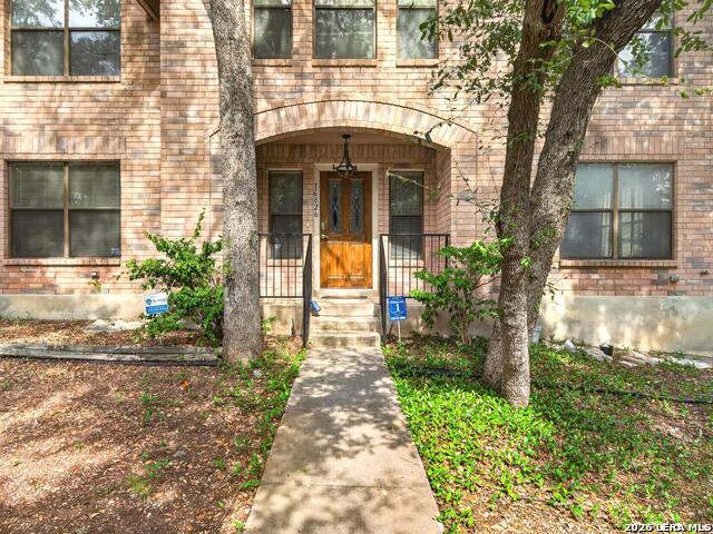 16826 Winding Oak Drive Property Photo 3