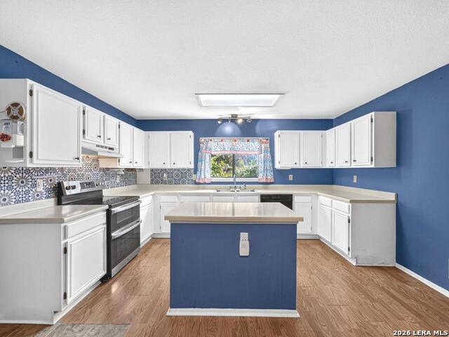 16826 Winding Oak Drive Property Photo 10