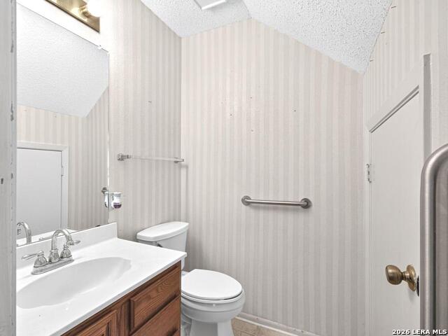 16826 Winding Oak Drive Property Photo 18