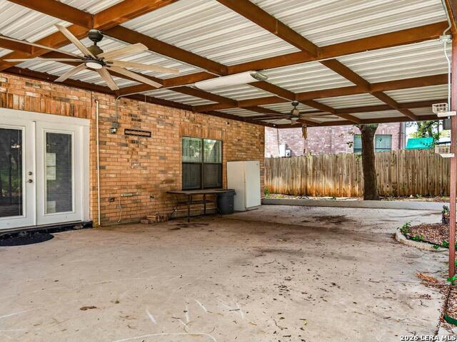 16826 Winding Oak Drive Property Photo 28