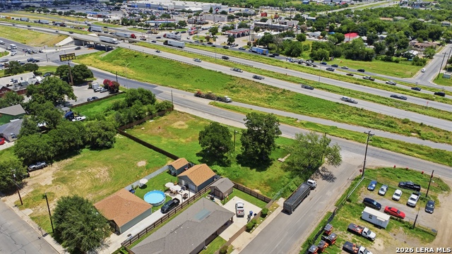 2443 Se Loop 410 Property Photo 2