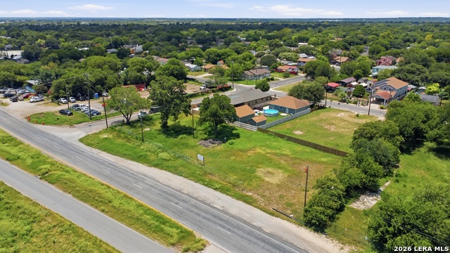 2443 Se Loop 410 Property Photo 4
