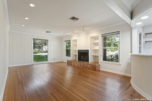 825 Wiltshire Ave Property Photo 5
