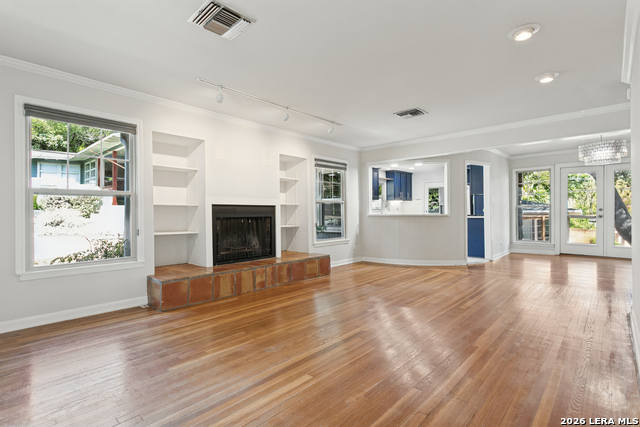 825 Wiltshire Ave Property Photo 6