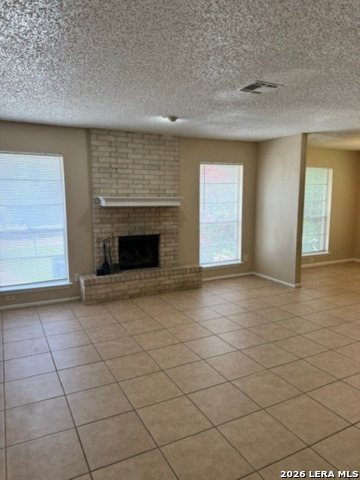 1016 Mission Dr Property Photo 4