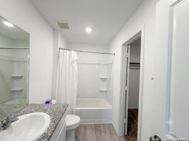 5410 Daphne Property Photo 8