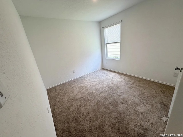 5410 Daphne Property Photo 9