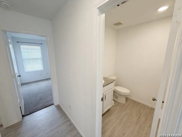 5410 Daphne Property Photo 11