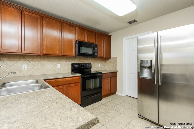 11846 Silver Coins Property Photo 5