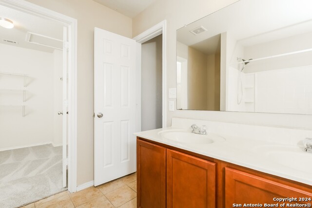 11846 Silver Coins Property Photo 10