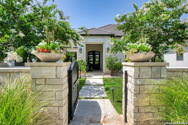 44 Landmark Rdg Property Photo 3