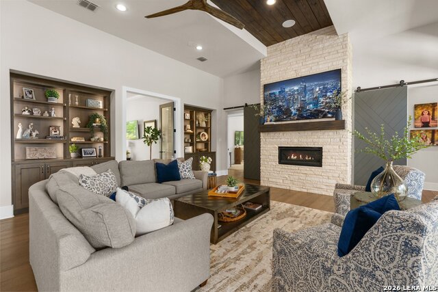 44 Landmark Rdg Property Photo 6