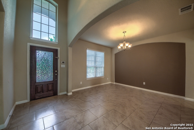 714 Raceland Rd Property Photo 5
