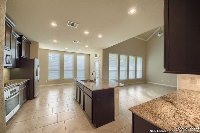 714 Raceland Rd Property Photo 16