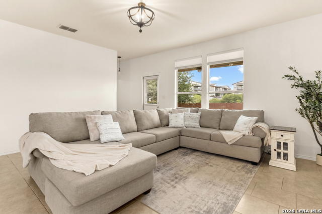 7402 Derby Vis Property Photo 9