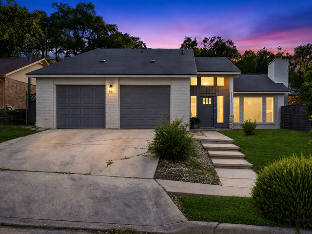 12111 Woodsrim St Property Photo 1