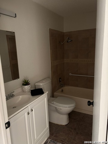 9619 Annandale Property Photo 8