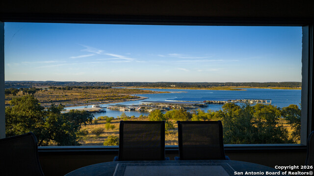 169 Shores Point Property Photo 2