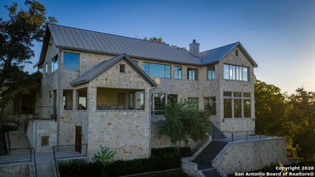 169 Shores Point Property Photo 4