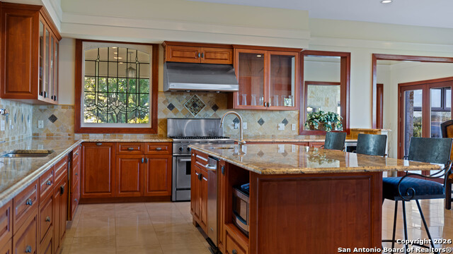 169 Shores Point Property Photo 7