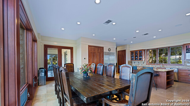 169 Shores Point Property Photo 11