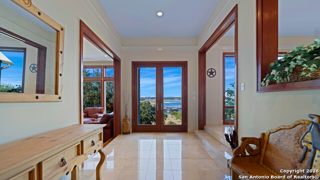 169 Shores Point Property Photo 13
