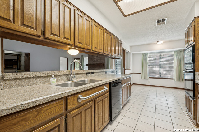 14714 Hidden Glen Woods Property Photo 12