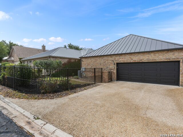 3 Burnham Gln Property Photo 36