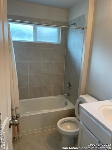 13714 Boothe Grv Property Photo 10