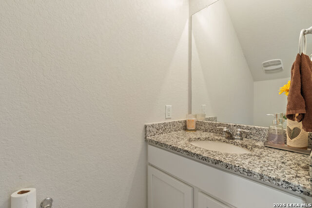 634 Overlook Rdg Property Photo 9