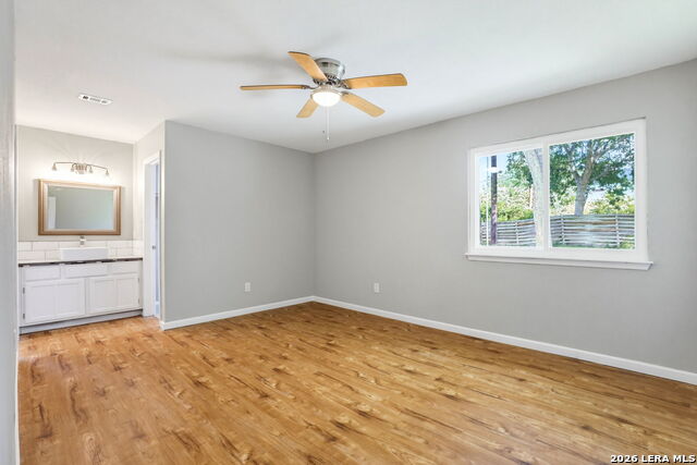 13930 Mission Valley Property Photo 18