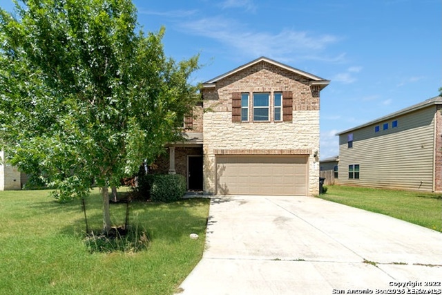 660 Community Dr Property Photo 1