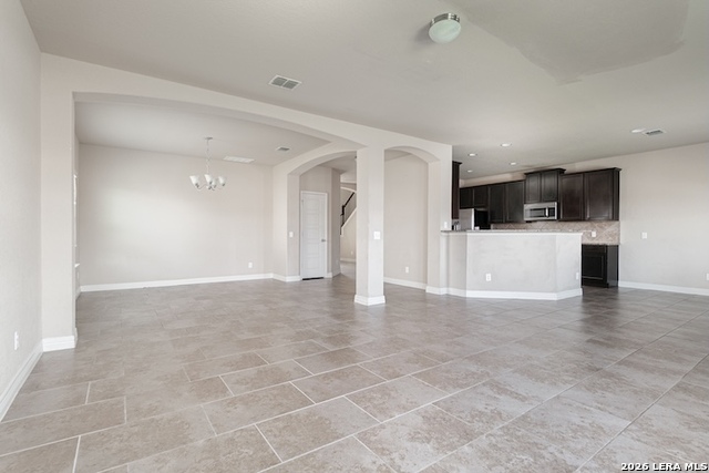 660 Community Dr Property Photo 6