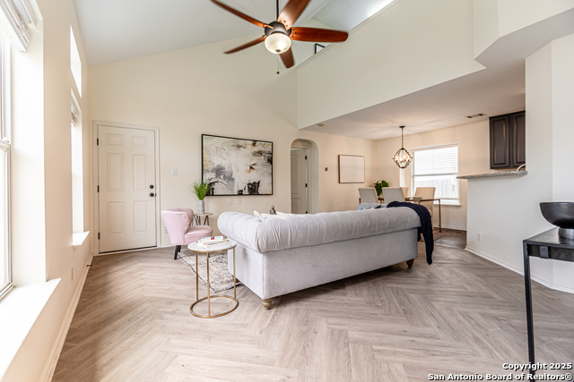 4012 Desert Circle Property Photo 3