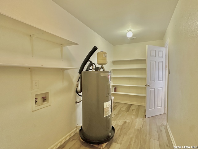 21502 Tenore Property Photo 9