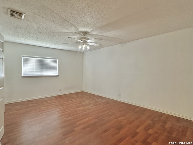 21502 Tenore Property Photo 14
