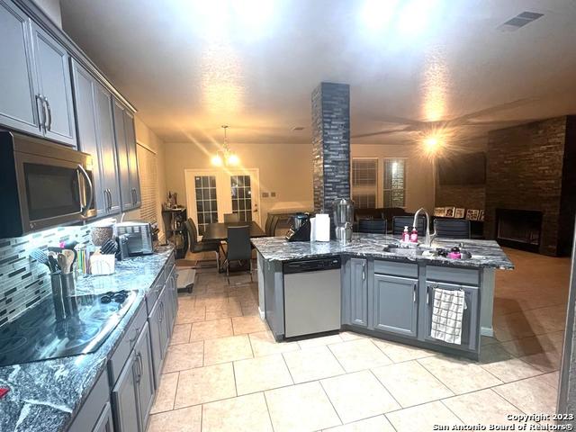 21115 Cape Coral Property Photo 9