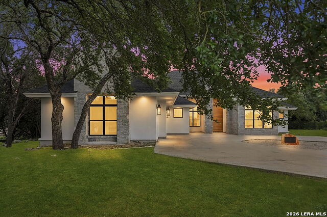 232 Steeplebrook Property Photo 4