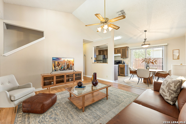 9140 Timber Path Property Photo 1