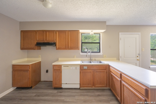 1515 Geneva St Property Photo 9