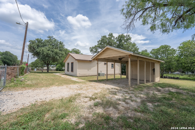 1515 Geneva St Property Photo 16