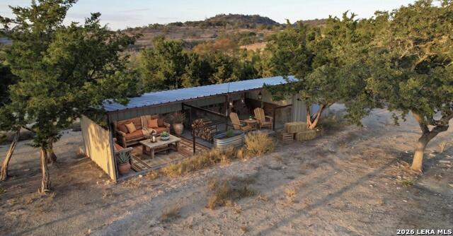 239 Flat Rock Creek Property Photo 11