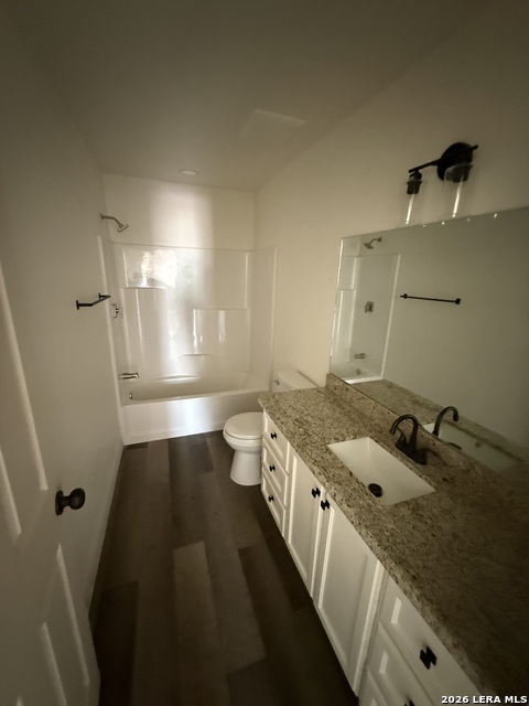 231 N Ceylon St Property Photo 13