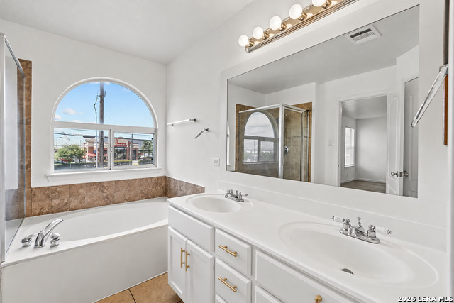 10710 Diamond Rock Property Photo 16