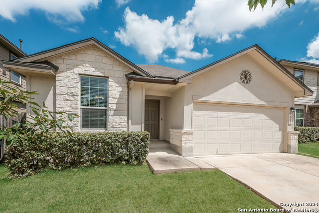2914 SUNSET BND Property Photo 1